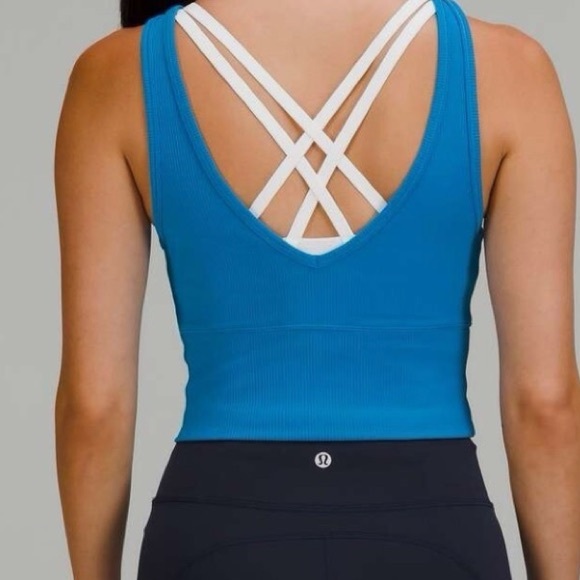 LULULEMON NWT AUTHENTIC POWER PIVOT TRAINING CROP POOLSIDE BLUE COLOR TANK TOP - Picture 1 of 14